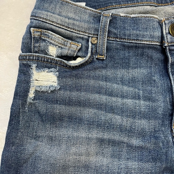 Joe’s Jeans 6” Cuff Denim Shorts Irisa Wash Size 29 Distressed Casual - Picture 12 of 15